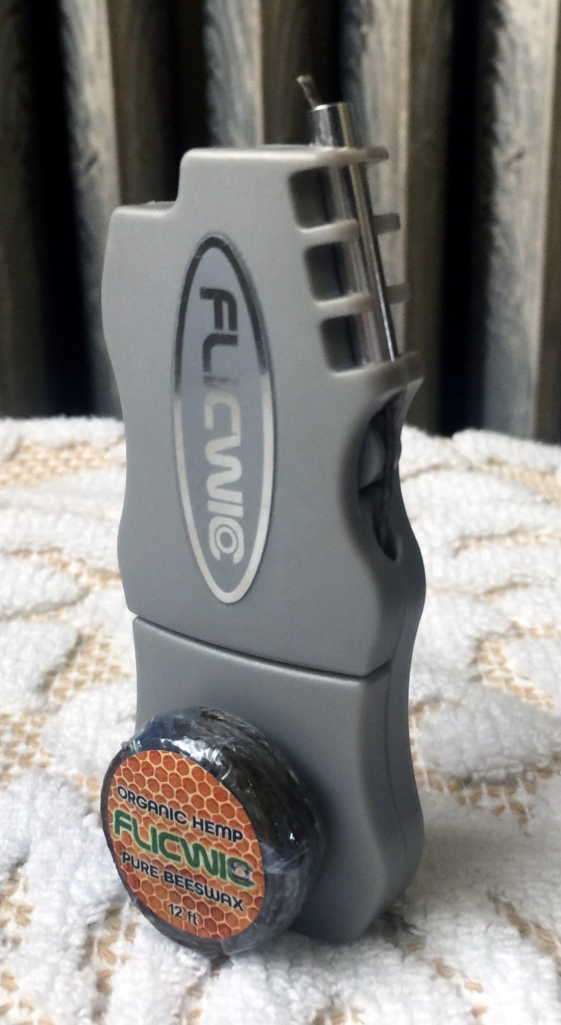 FlicWic Hemp Wick Dispenser Lighter Case w/ 12' Organic Hemp Wick Spool (Silver)